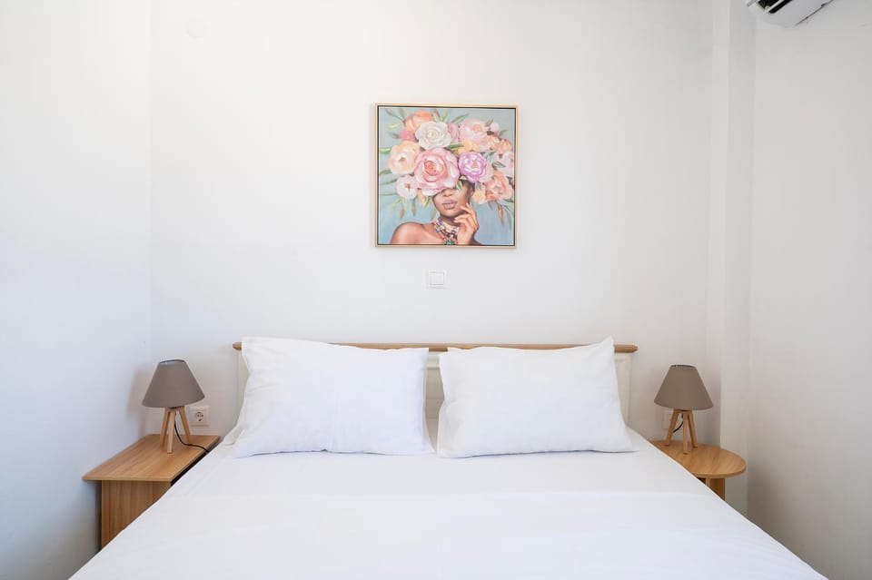 Seafront maisonettes by TinosStay House in Decentralized Administration of the Aegean