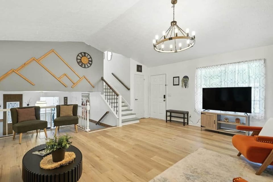 Modern Cozy Stay Near Hwy CBD House in Georgia