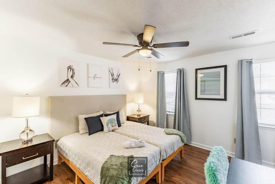 Greenleaf Comfort Retreat 4 Beds Decatur House in Decatur