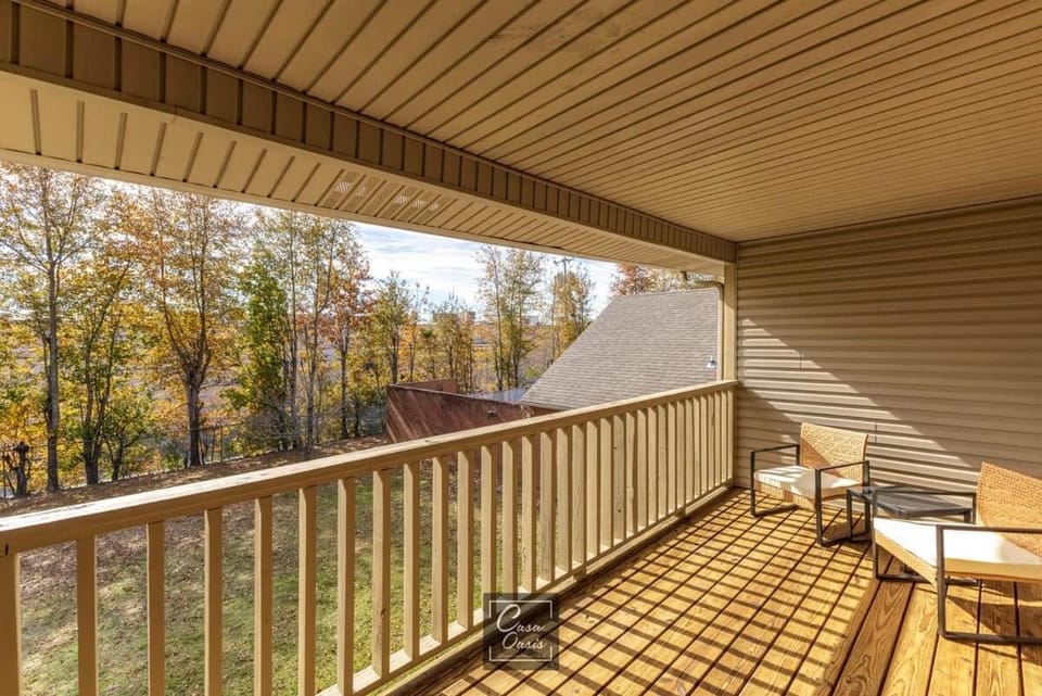 Two Modern 2BR Townhomes Sleeps 8 Decatur AL House in Decatur