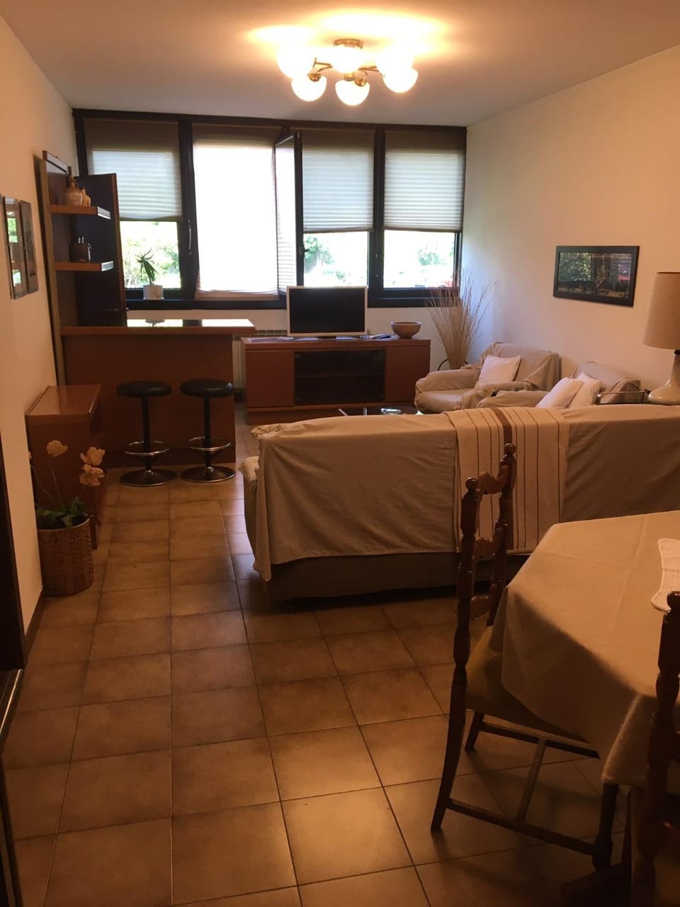 Living room, Seating area