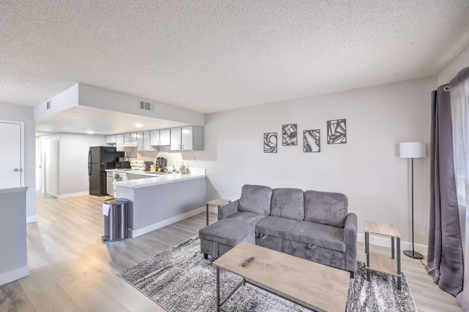 Relaxing Vegas Retreat! Sleeps 6! House in Las Vegas