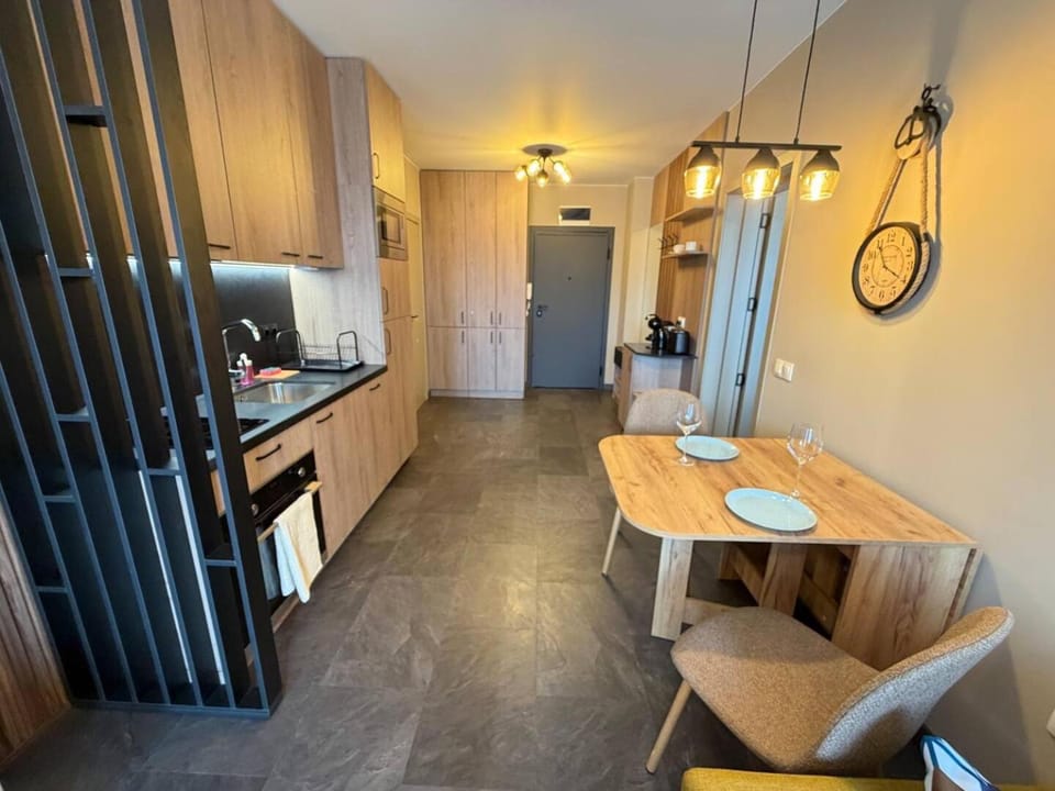 Living room, Dining area, kitchen