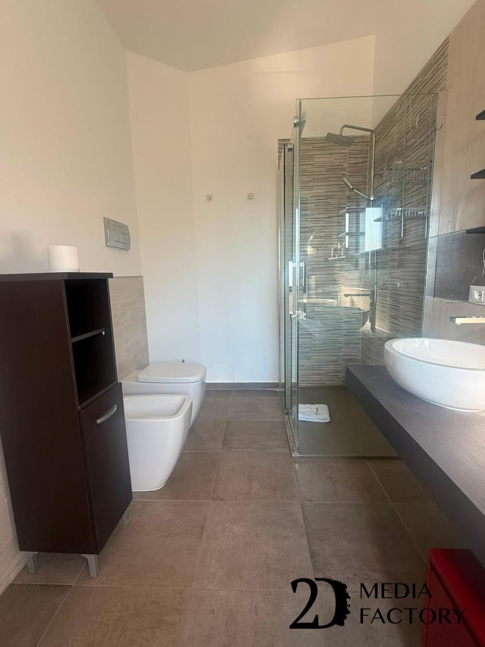 Bathroom, room service