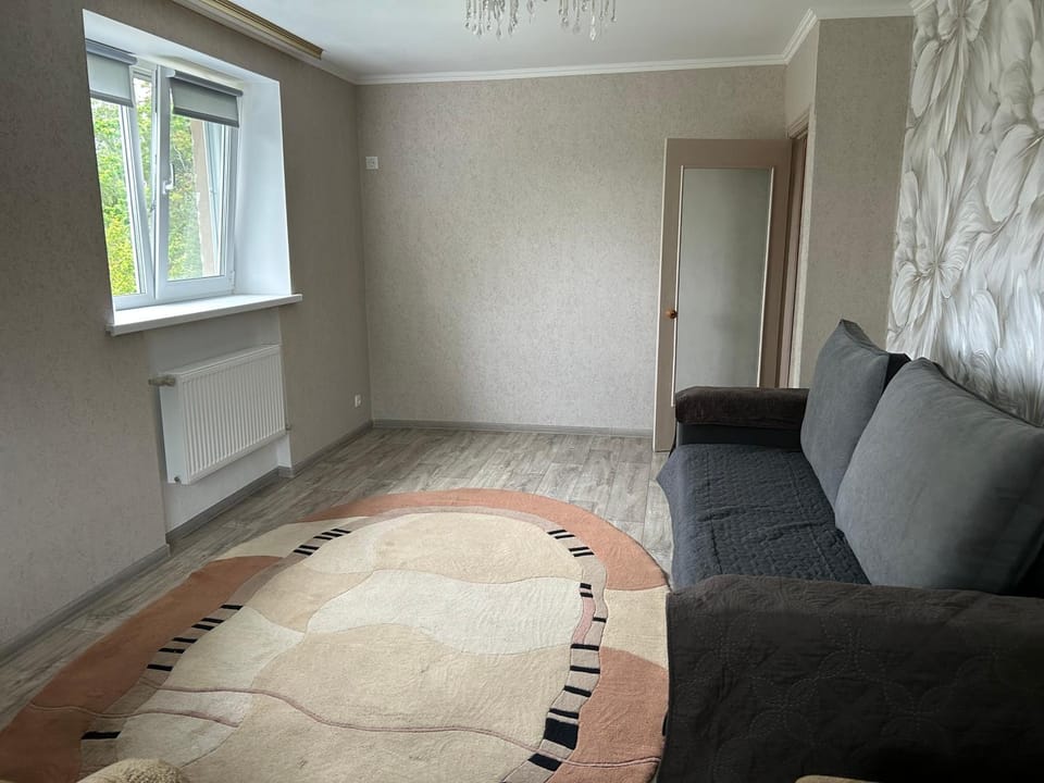 Living room, Seating area, internet