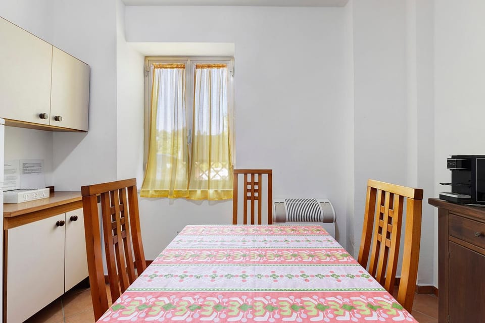 Property building, Living room, Bedroom