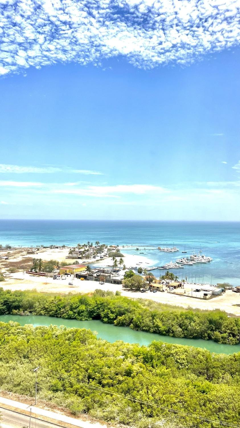 Exclusiva suite vista al mar Bahía del morro II Apartment in Venezuela
