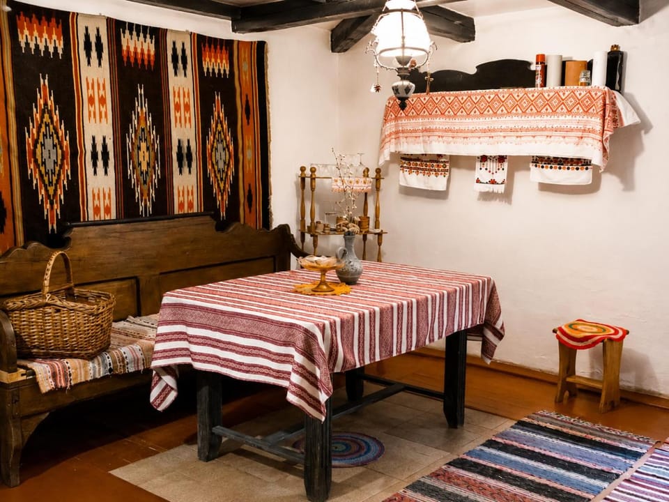 Старий Хутір-Етно Хатина 1928 House in Ukraine