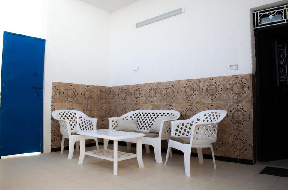 Patio, Seating area