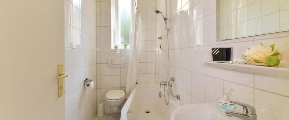 Shower, Bathroom, Bath, towels