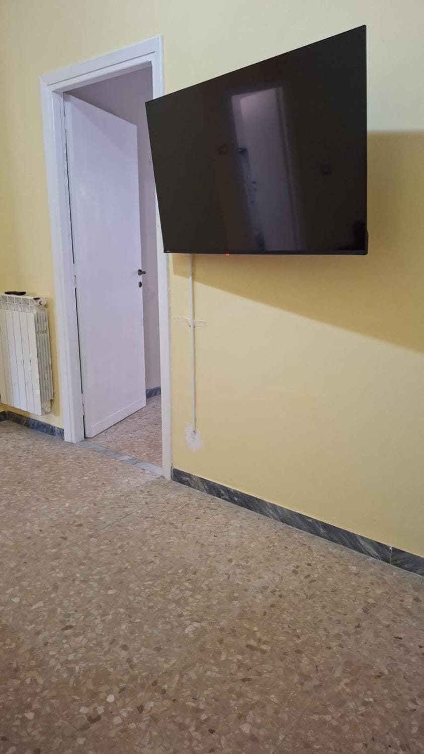 Communal lounge/ TV room, TV and multimedia, Living room