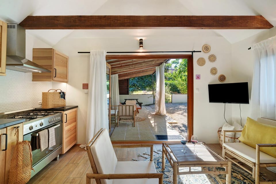 Property building, Living room