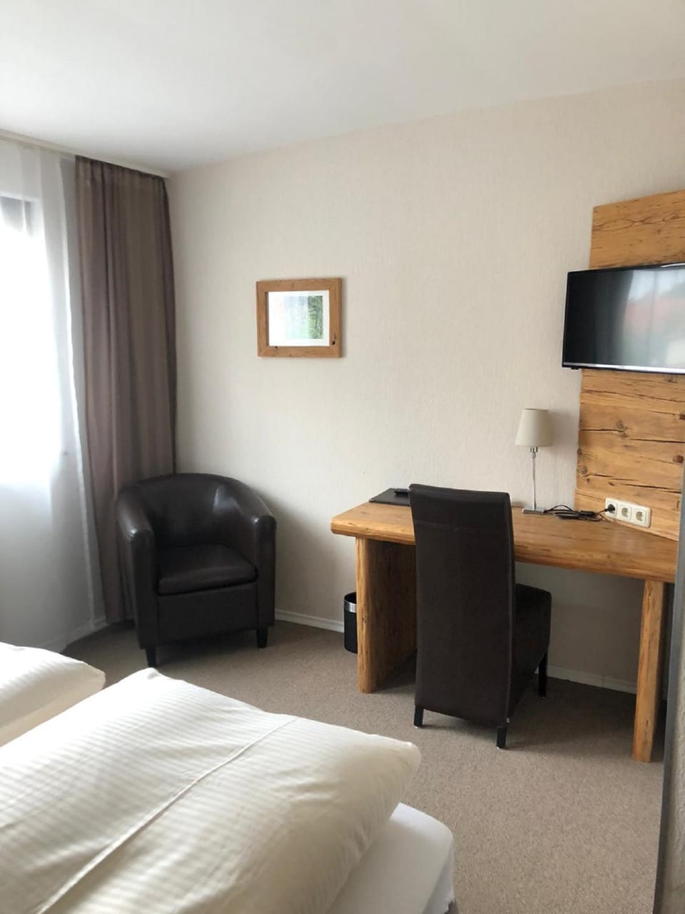 Bed, TV and multimedia, Photo of the whole room, Seating area