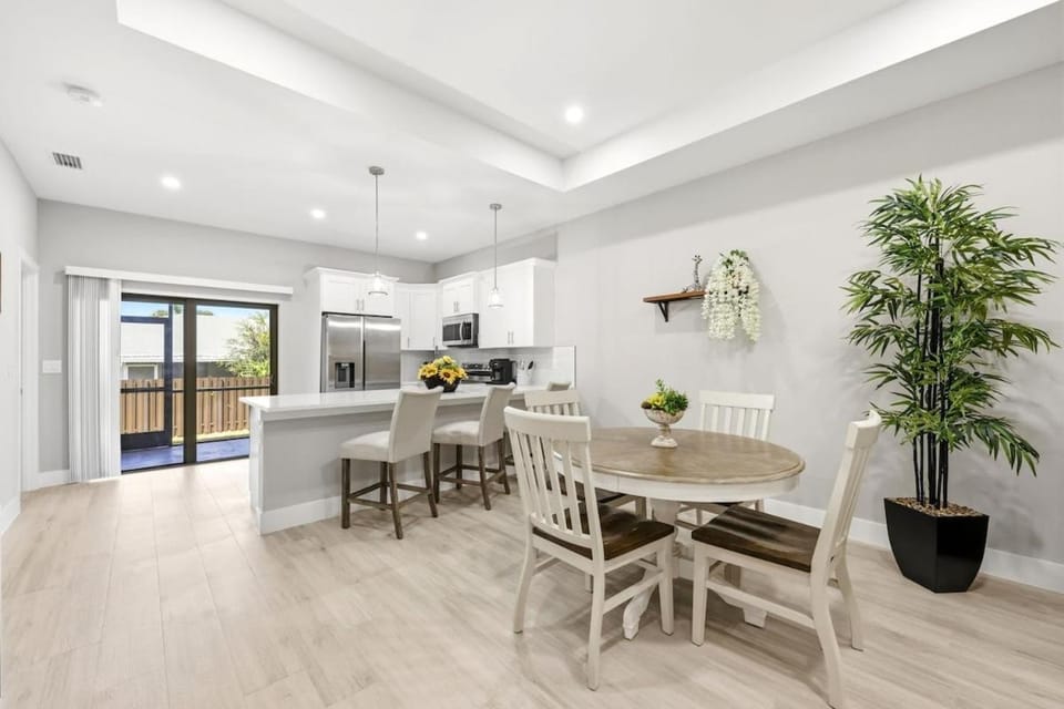 Cozy & Elegant 3BR Home House in Gateway