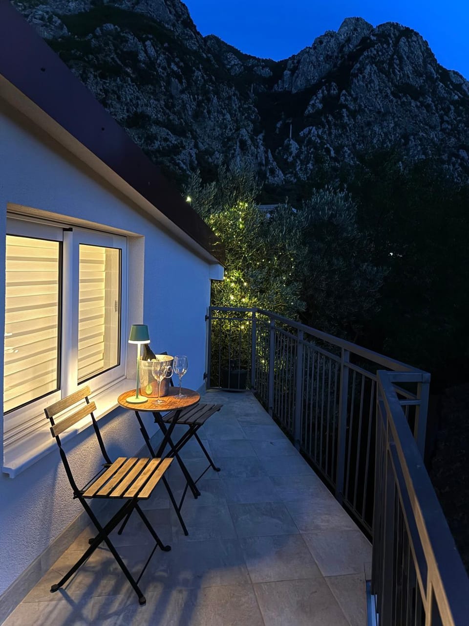 Olive Tree Apartment Unique 3-Level House Apartment in Kotor Municipality