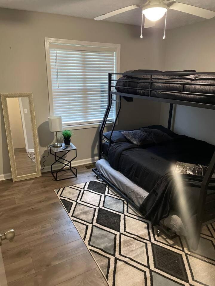 Bed, Bedroom, bunk bed
