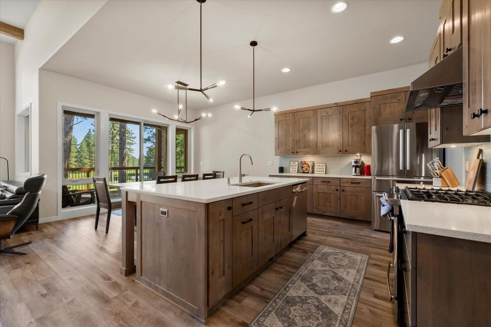Adventure View Townhouse in Bend OR House in Deschutes River Woods