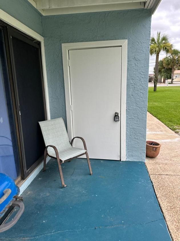 Patio, laundry