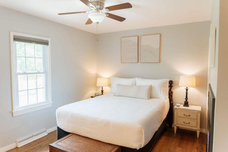 Family Friendly Getaway with Fire Pit & Swing Set House in Fayette