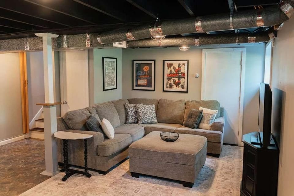 Family Friendly Getaway with Fire Pit & Swing Set House in Fayette