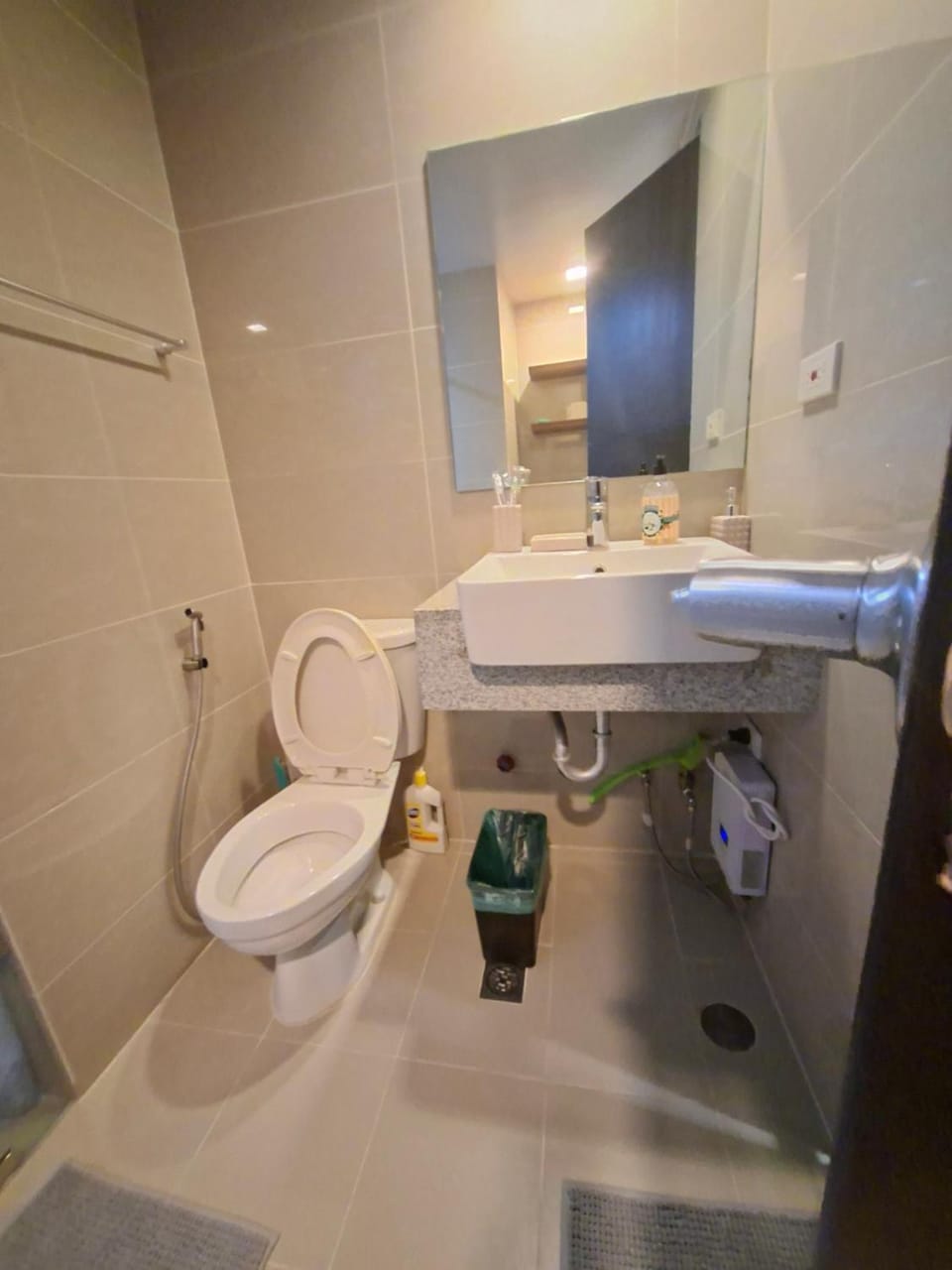 Mysuites2go-22M Parksuites Tower1 Hostel in Makati