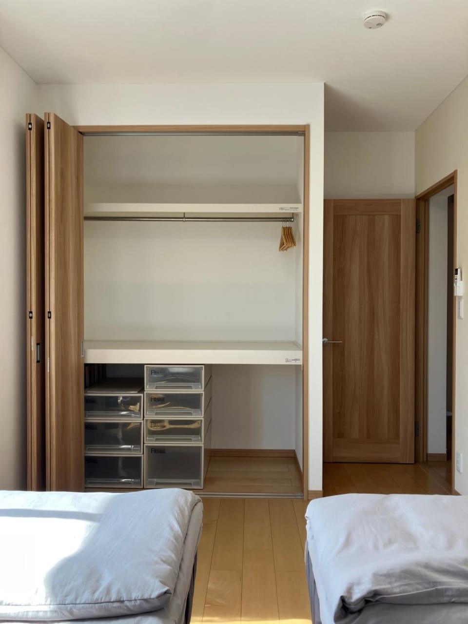 Bedroom, wardrobe