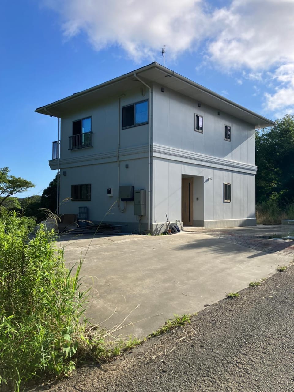 Property building, Day