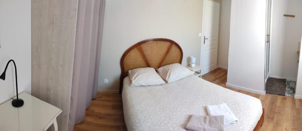 Maison deux chambres au cœur du Médoc House in Nouvelle-Aquitaine