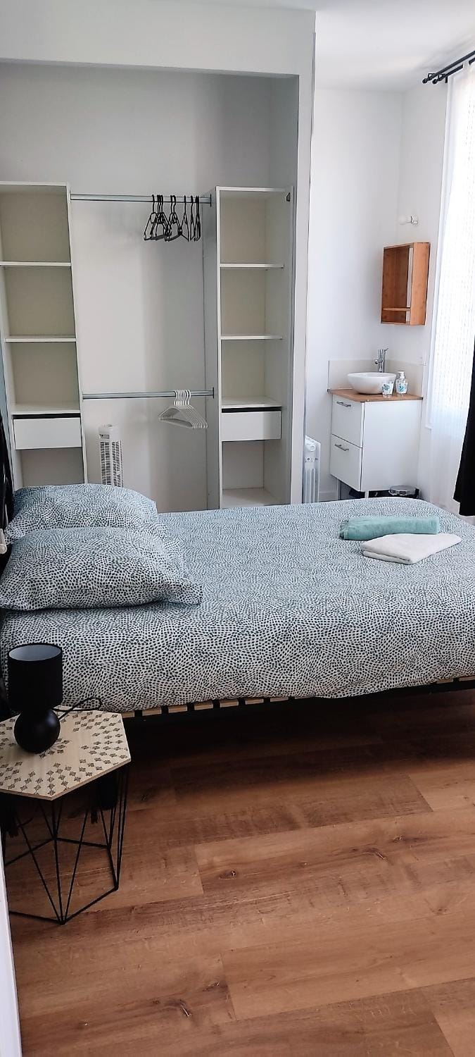 Maison deux chambres au cœur du Médoc House in Nouvelle-Aquitaine