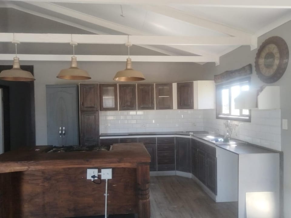 Emhlangeni Guest House House in Gauteng