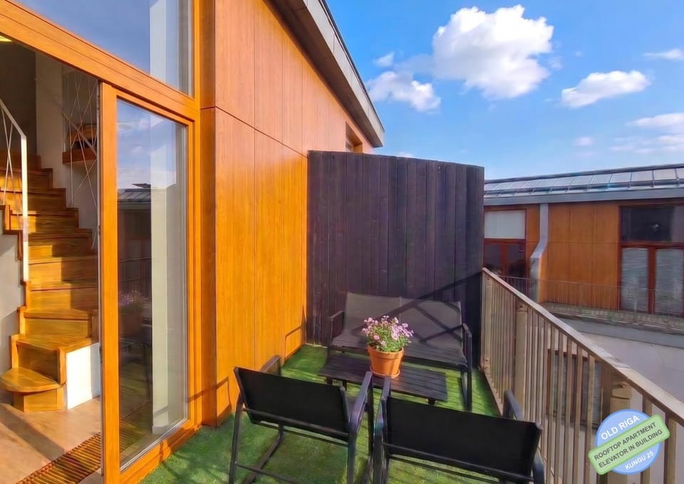Day, BBQ facilities, View (from property/room), Balcony/Terrace, Dining area