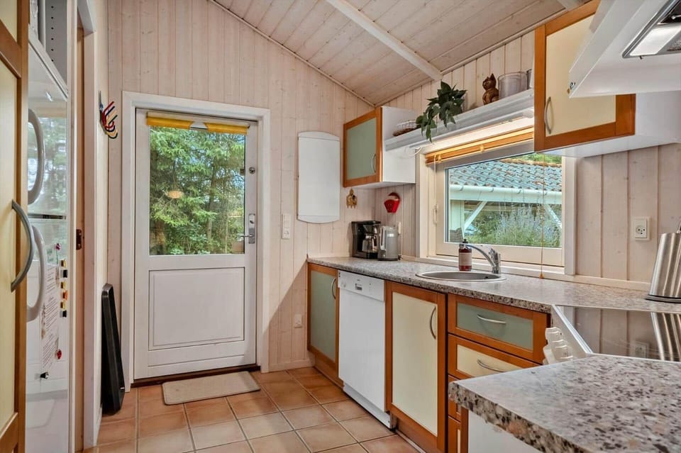 843-Harboore-Viktoriavej-6-A House in Central Denmark Region