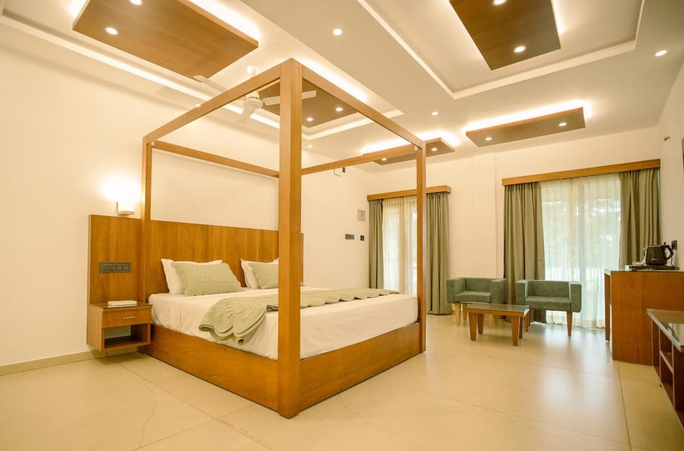 36 Palms- Sun and Sand Hotel in Vypin