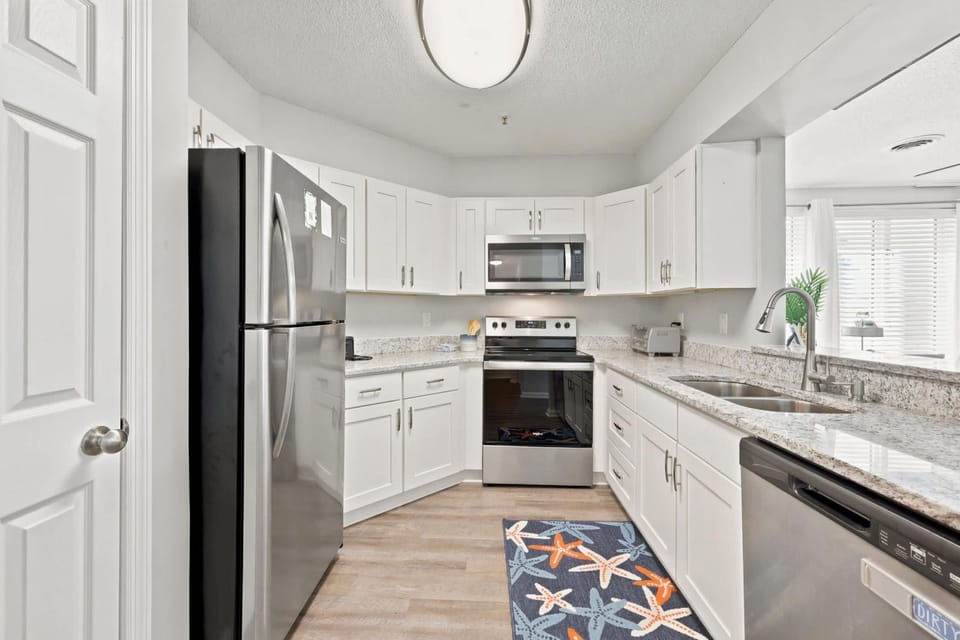 Saltwater Serenity Ground Floor Home Near Waterway House in North Myrtle Beach