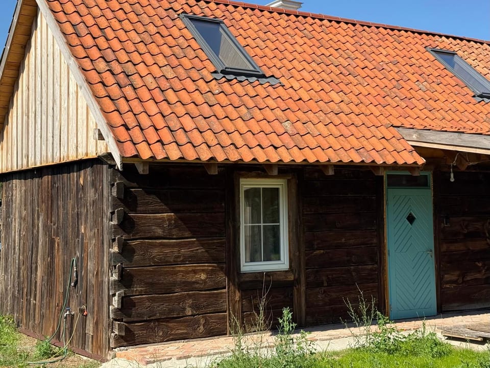 Property building, Day