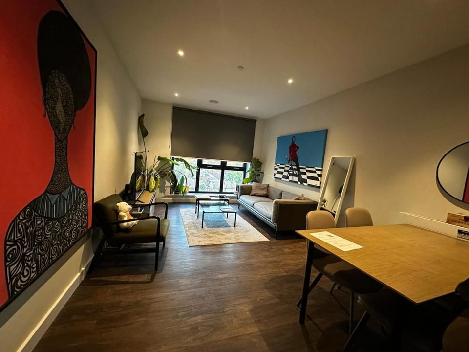 Stylish One-Bedroom Flat in West London Apartment in London Borough of Ealing