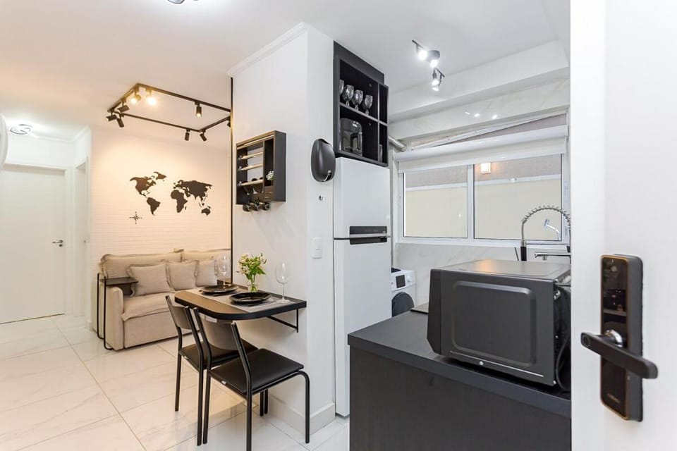 Apto Executivo Moderno próximo ao CIC e Hospital do Trabalhador Apartment in Curitiba