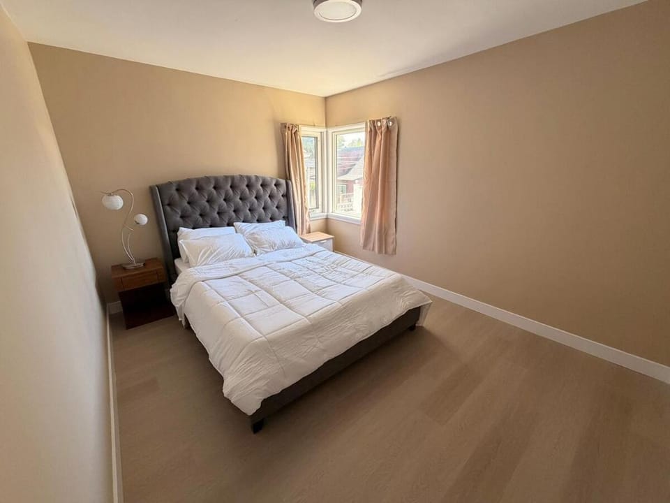 Heart of Vancouver! Newly renovated home House in Vancouver