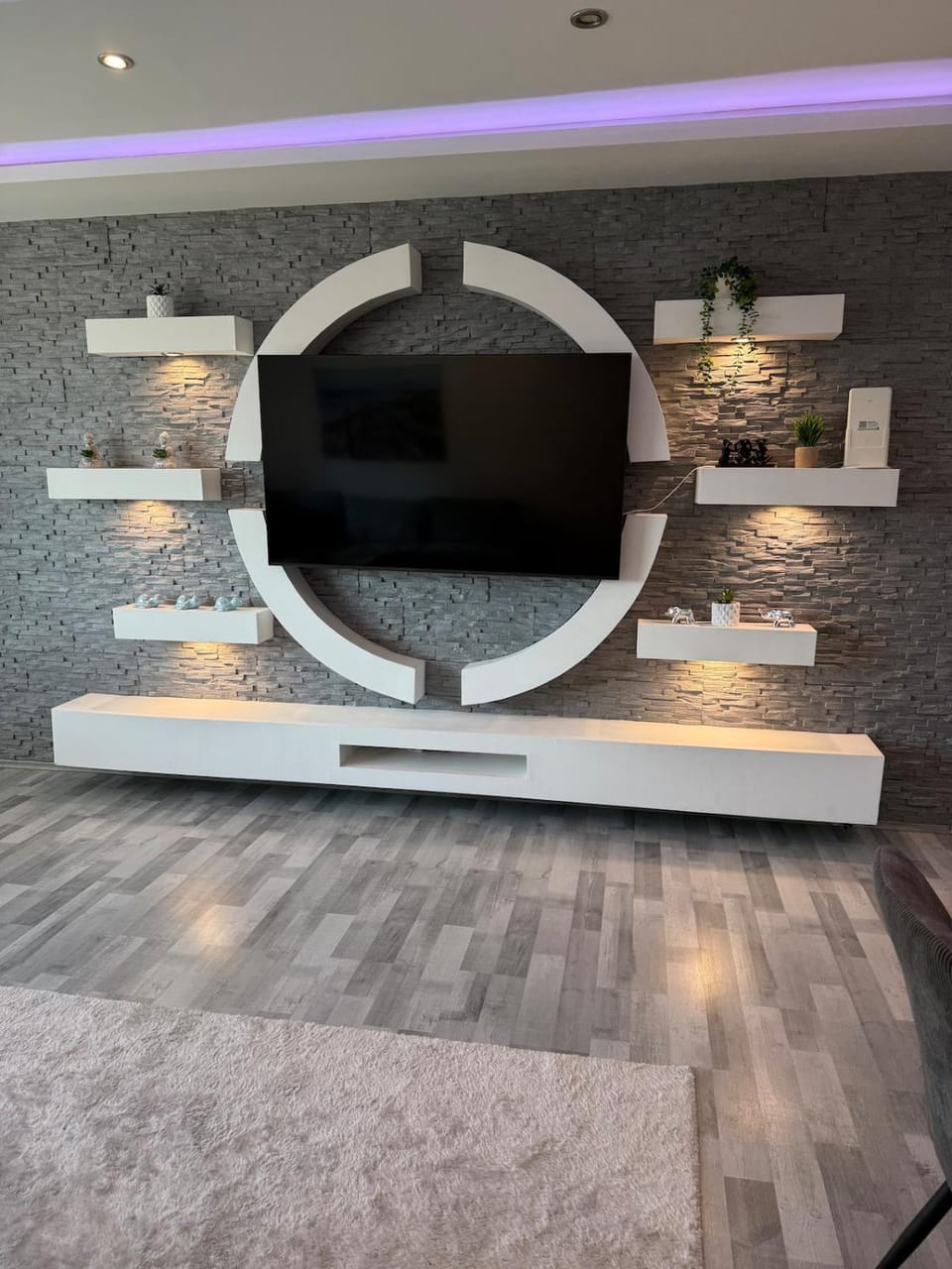 TV and multimedia, Living room