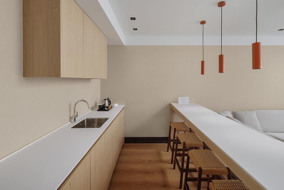 Kitchen or kitchenette