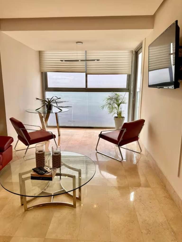 Apartamento en Avenida Balboa en YOO Panama Apartment in Panama City, Panama