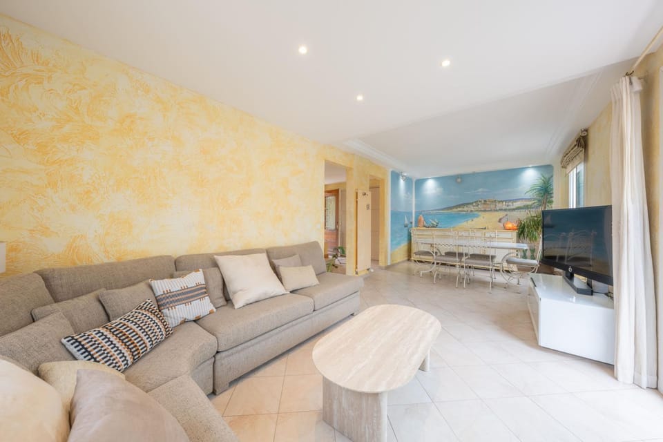 Maison Arcangelo avec jardin aux portes de Cannes Villa in Cannes