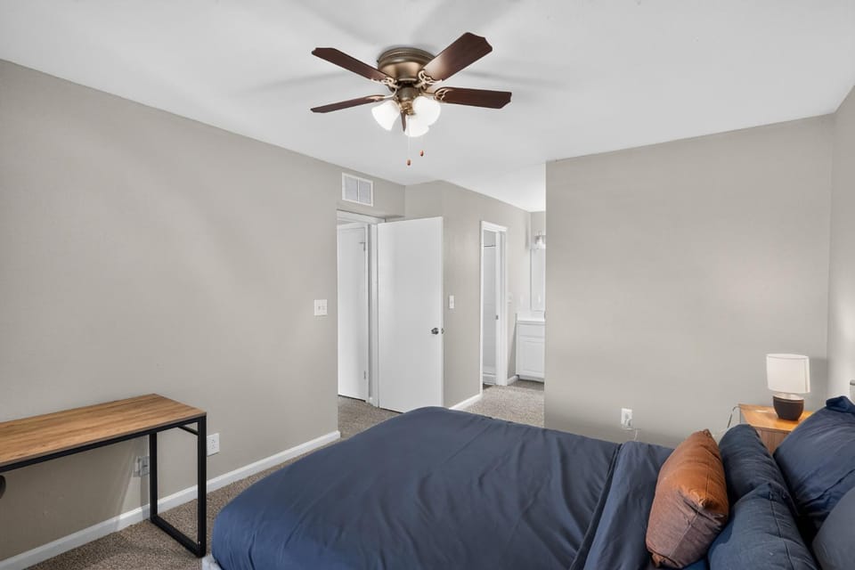 Preakness Comfort Meets Convenience Apartment in Hermitage