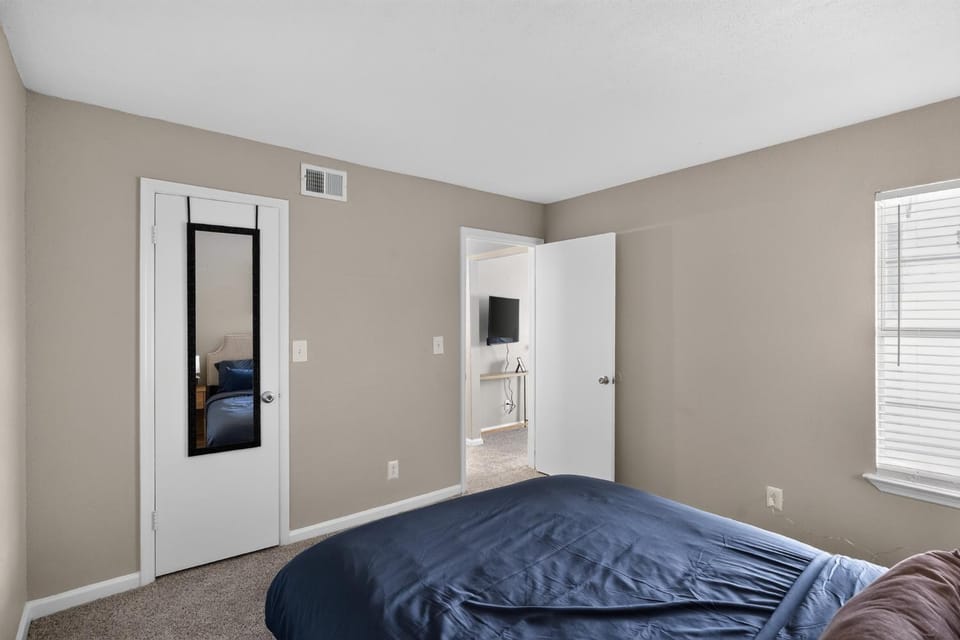 Preakness Comfort Meets Convenience Apartment in Hermitage