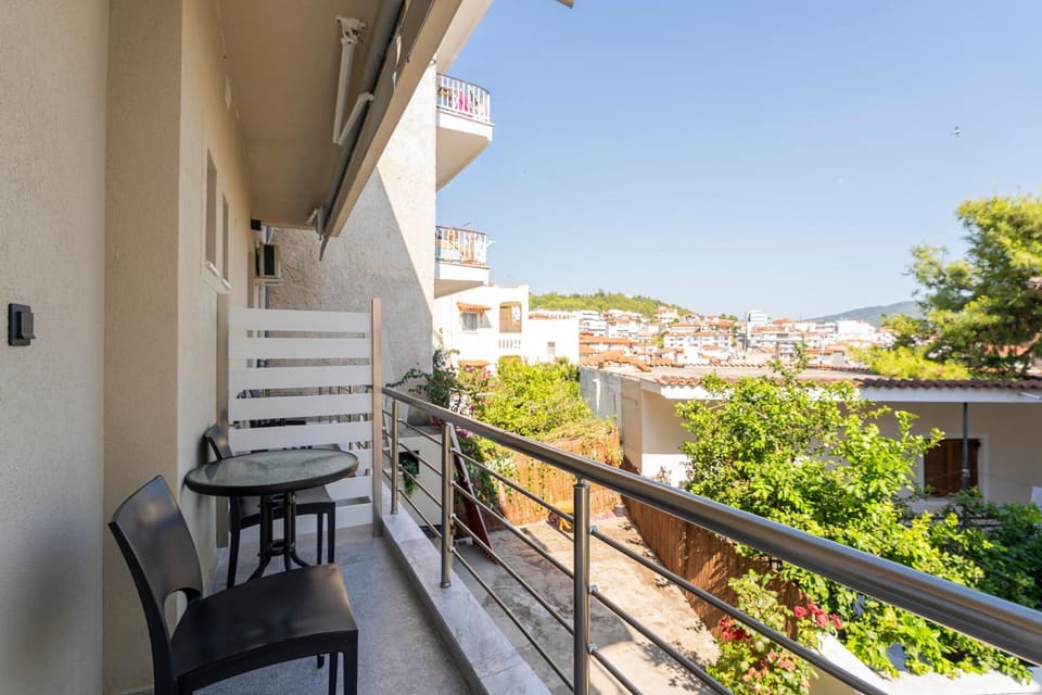 Isabellas Suites 2 Apartment in Halkidiki