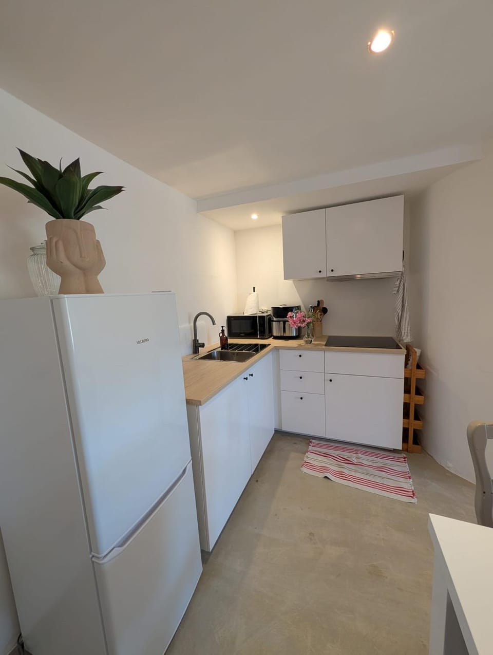 Kitchen or kitchenette, kitchen, kitchen