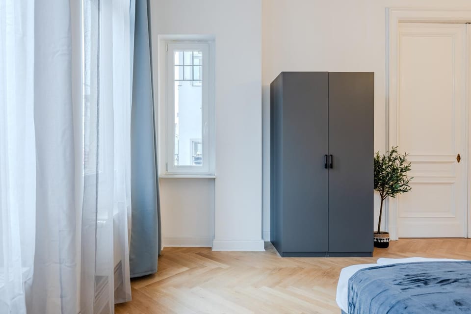 Bed, Photo of the whole room, Bedroom, wardrobe