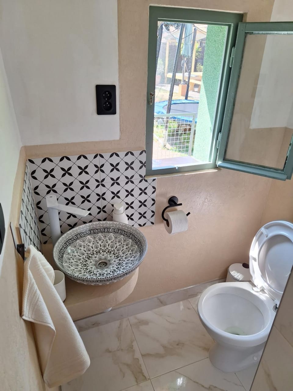 Toilet, Bathroom