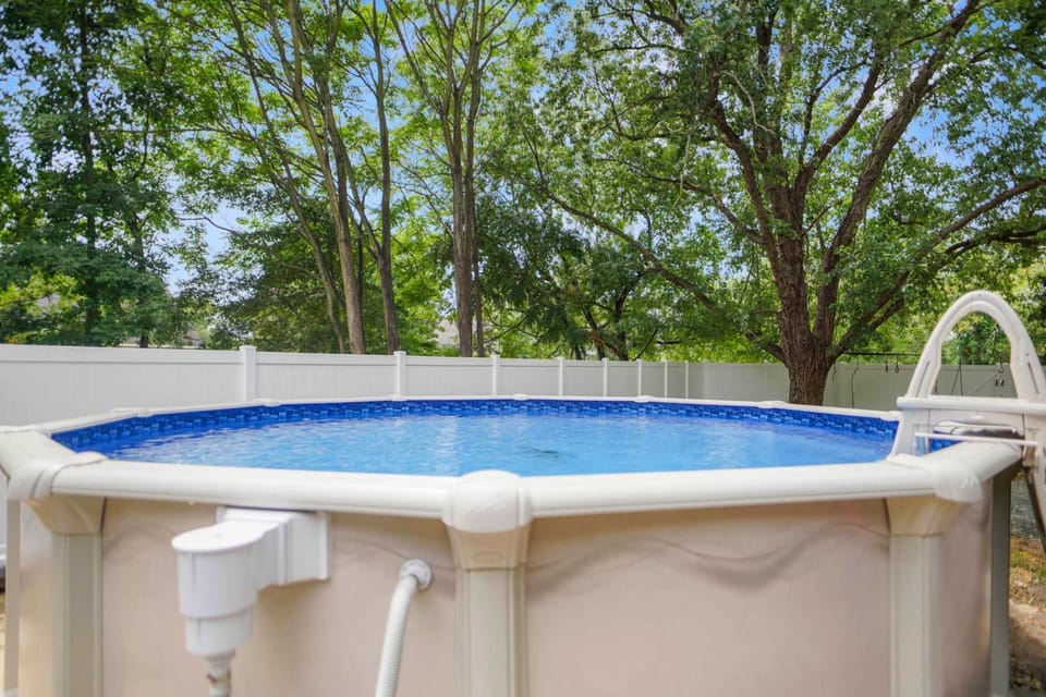 Private Pool-Fire Pit- Game Room - 20min to Beach House in Dagsboro