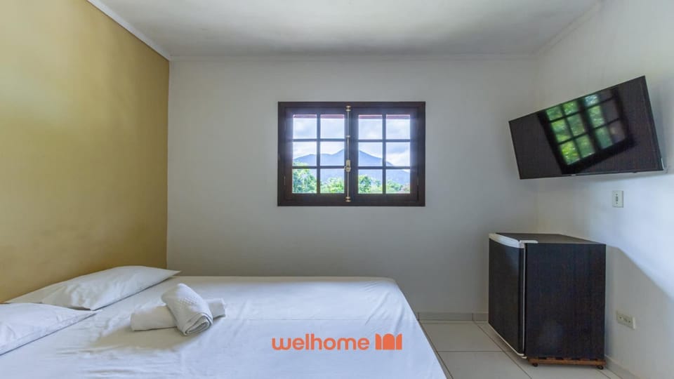 Suite em Ubatuba a 400m da Praia de Itamambuca Apartment in State of São Paulo